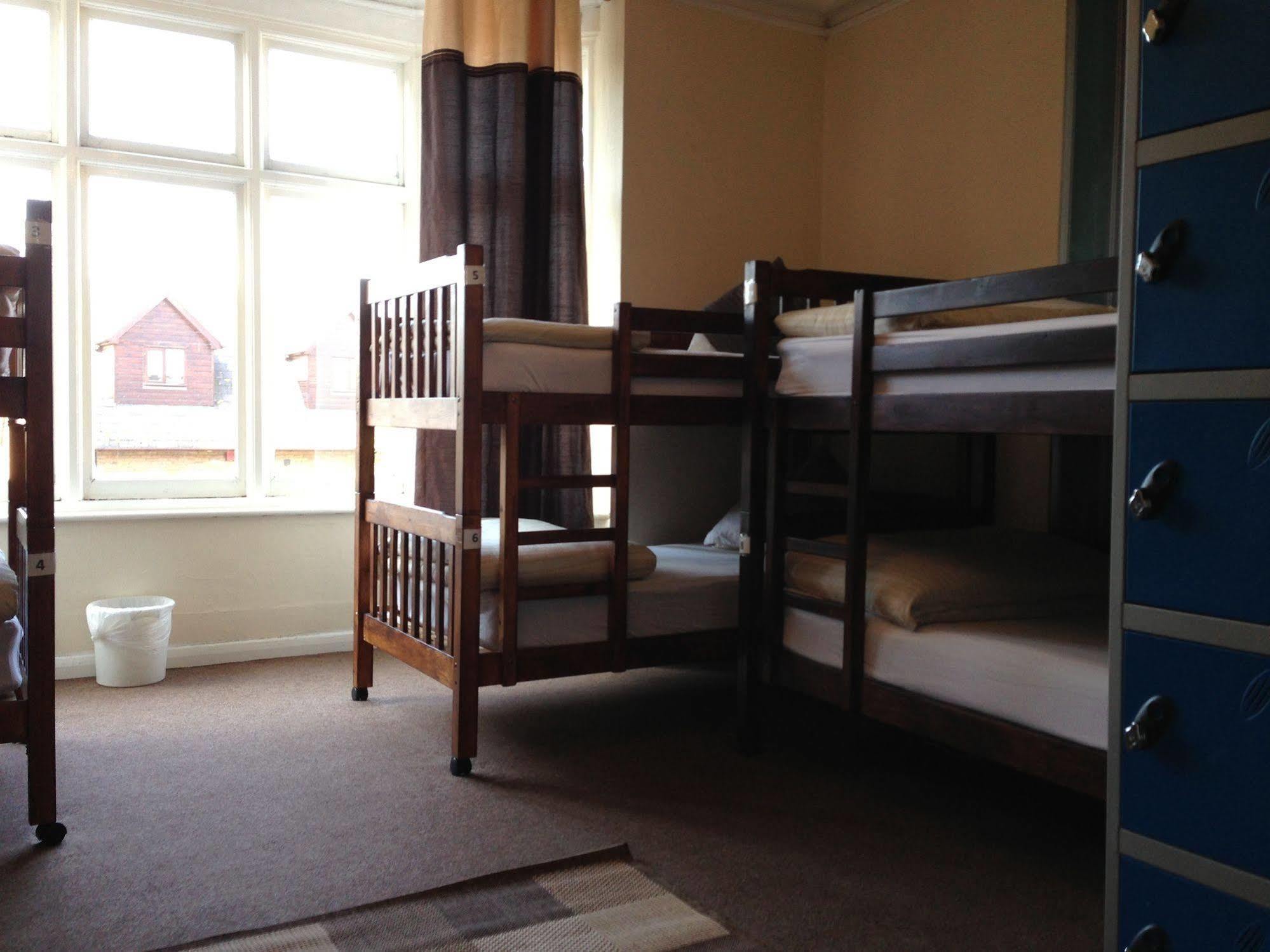 Kipps Backpackers Canterbury Exteriör bild