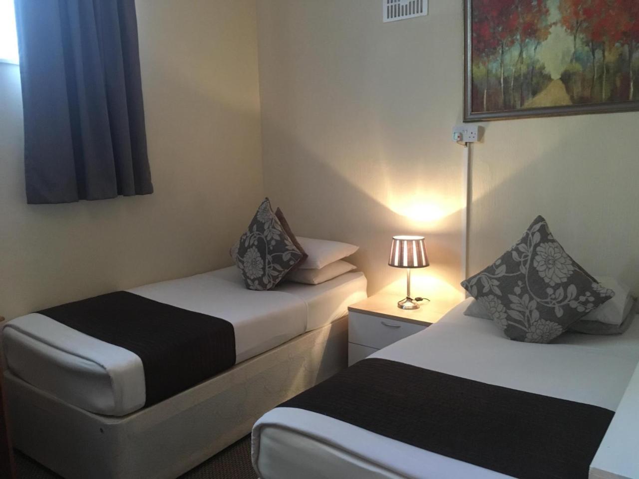 Kipps Backpackers Canterbury Exteriör bild