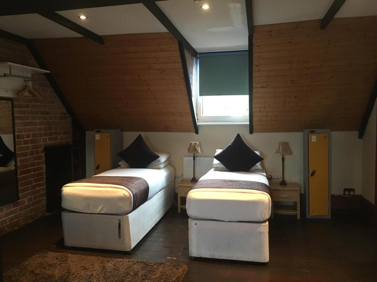 Kipps Backpackers Canterbury Exteriör bild