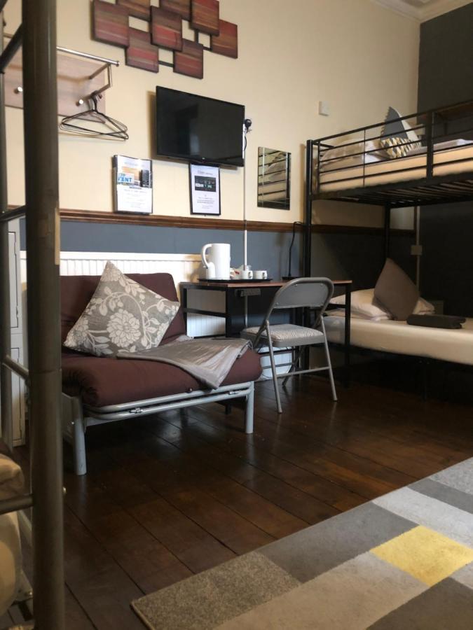 Kipps Backpackers Canterbury Exteriör bild