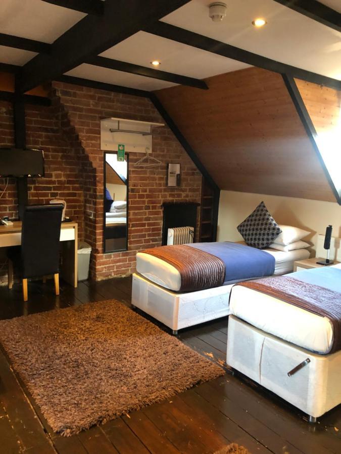 Kipps Backpackers Canterbury Exteriör bild